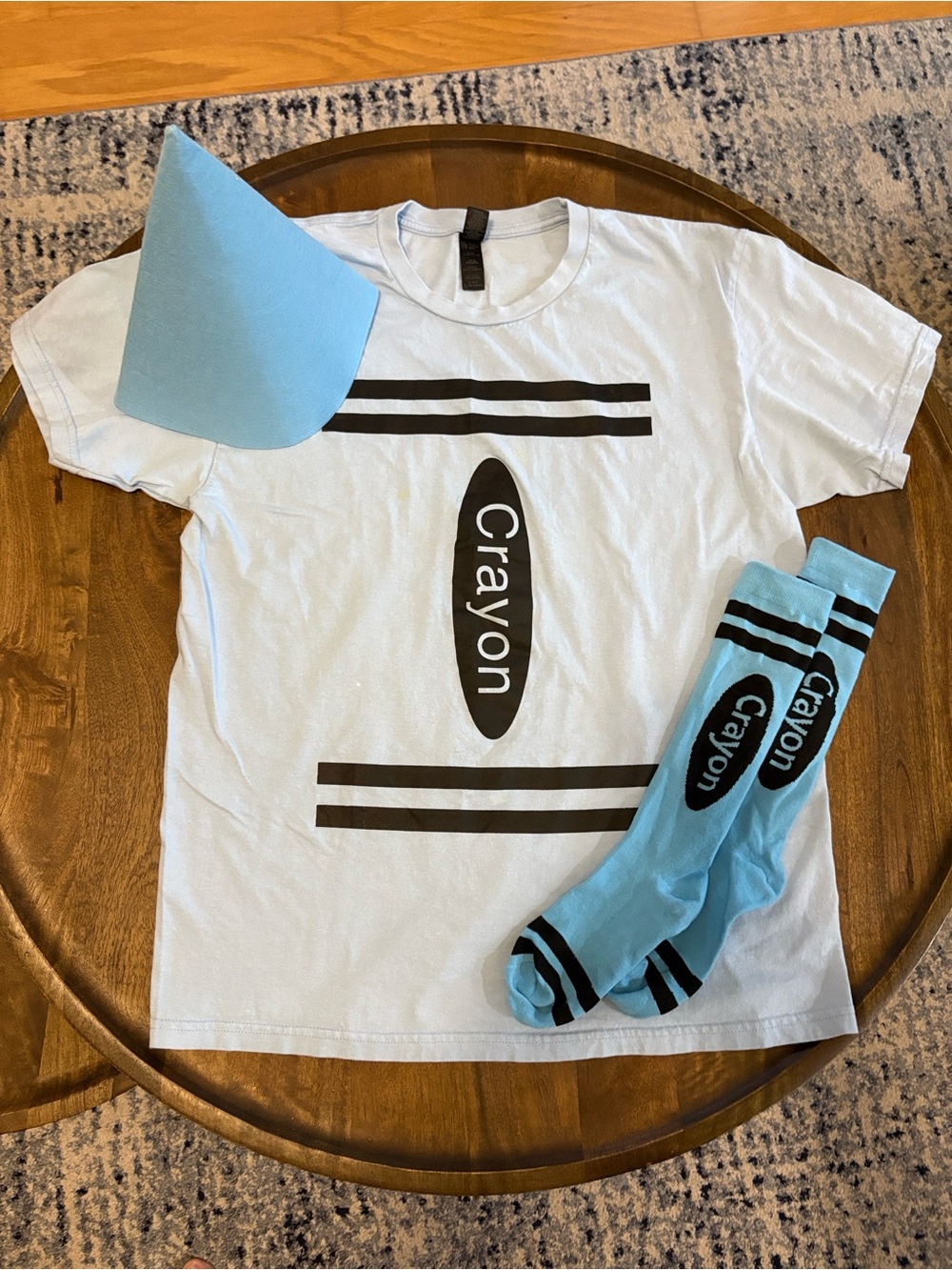 Blue Crayon unisex Halloween costume set, hat and socks, unisex XL